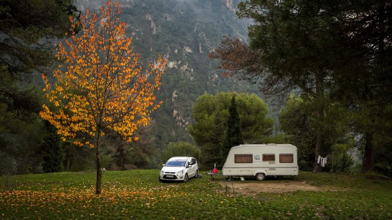 Embrace the Great Outdoors: 5 Reasons Why Autumn is the Perfect Time for Camping