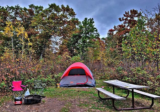 September Camping Essentials: What Gear to Pack for Late Summer Adventures